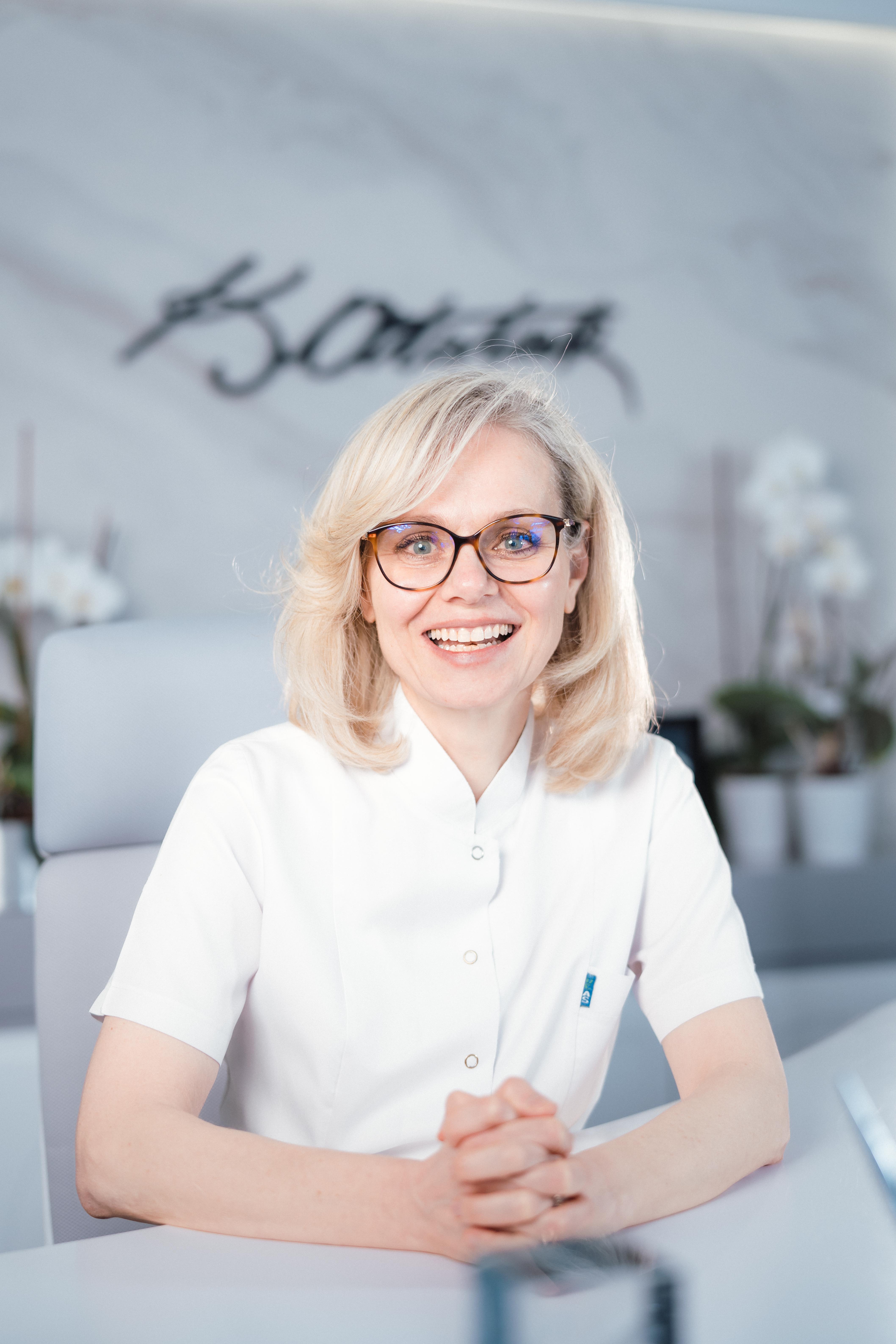 Dr. Dt.  Ebru Çetinkaya Tokmak